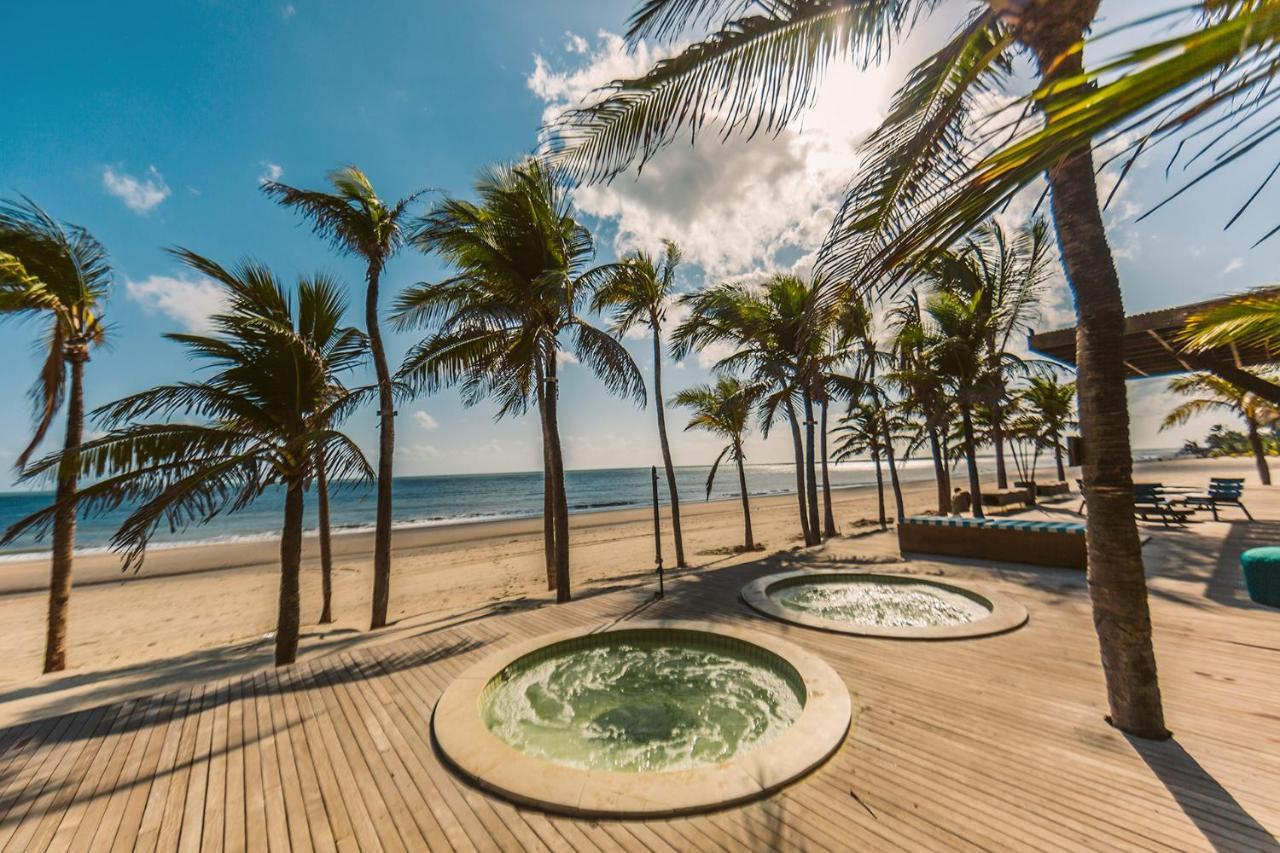 Carmel Cumbuco Resort エクステリア 写真 The beach at the hotel